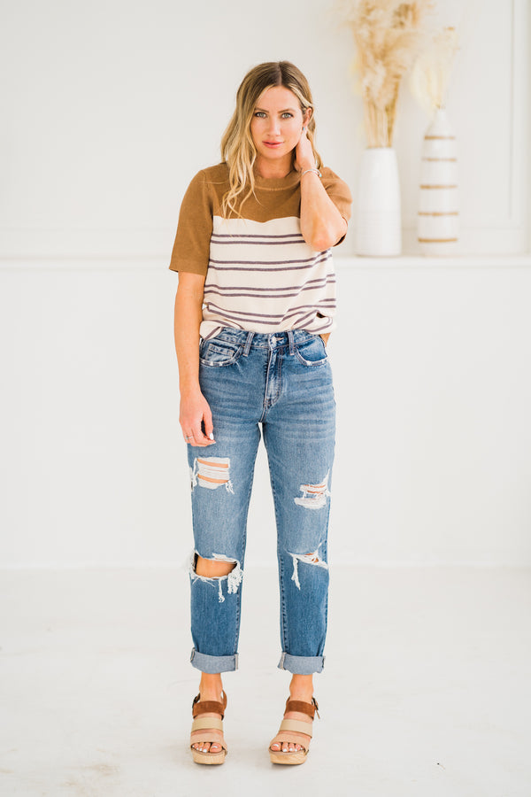 Vervet Emma Distressed Mom Jeans in medium wash