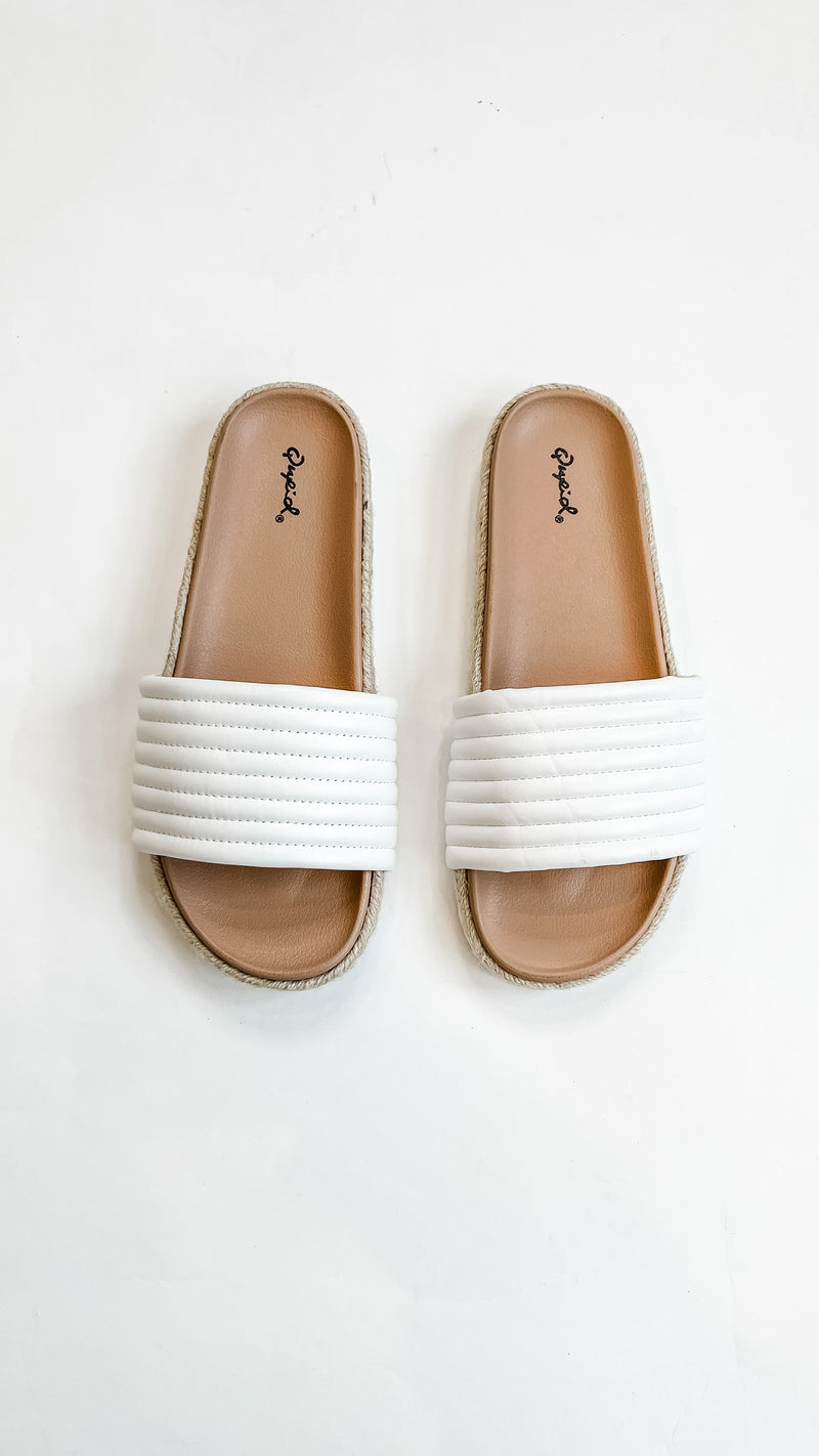 Hachi Slides White